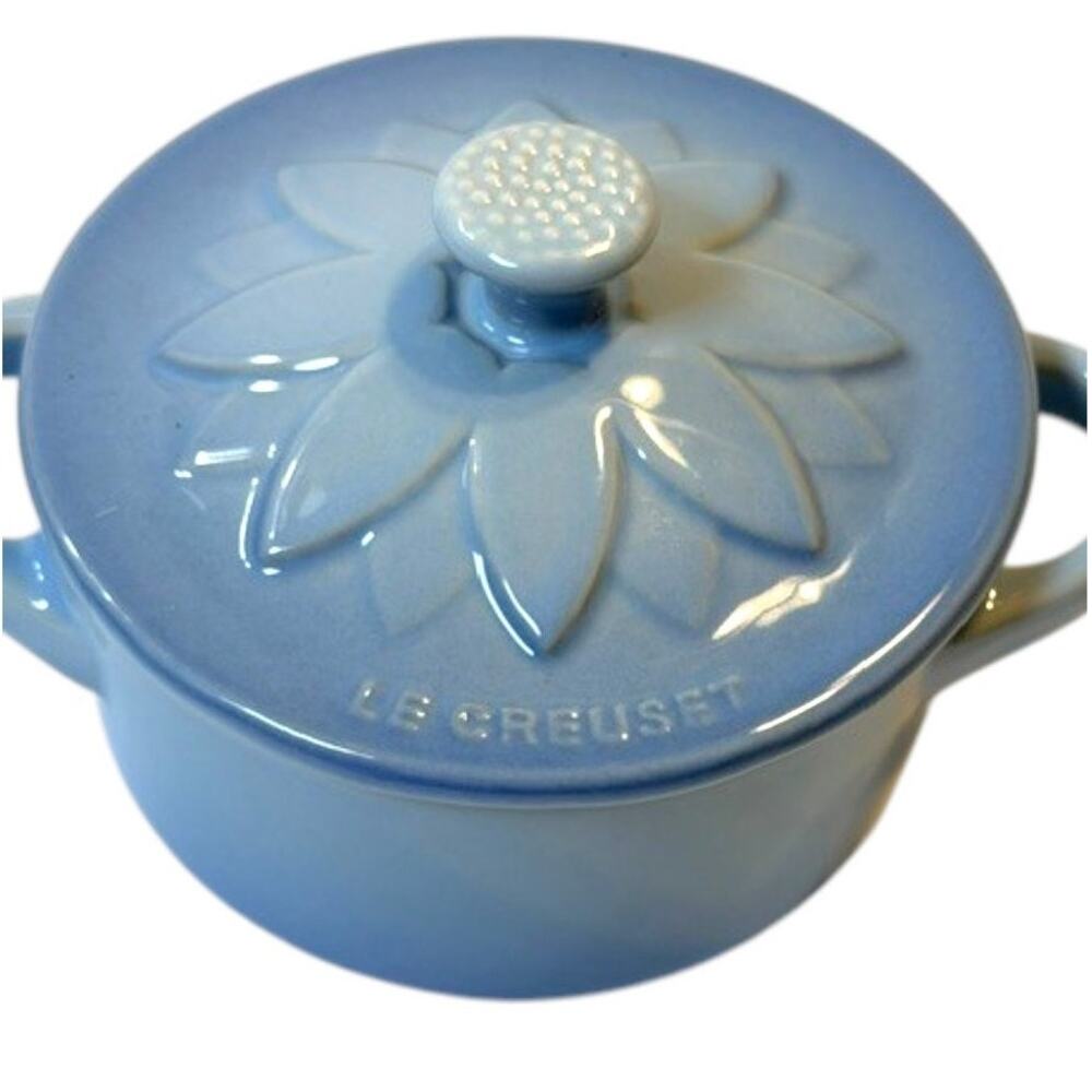 Le Creuset Coastal Blue Sunflower Mini Cocotte 8 Oz - Picture 2 of 9